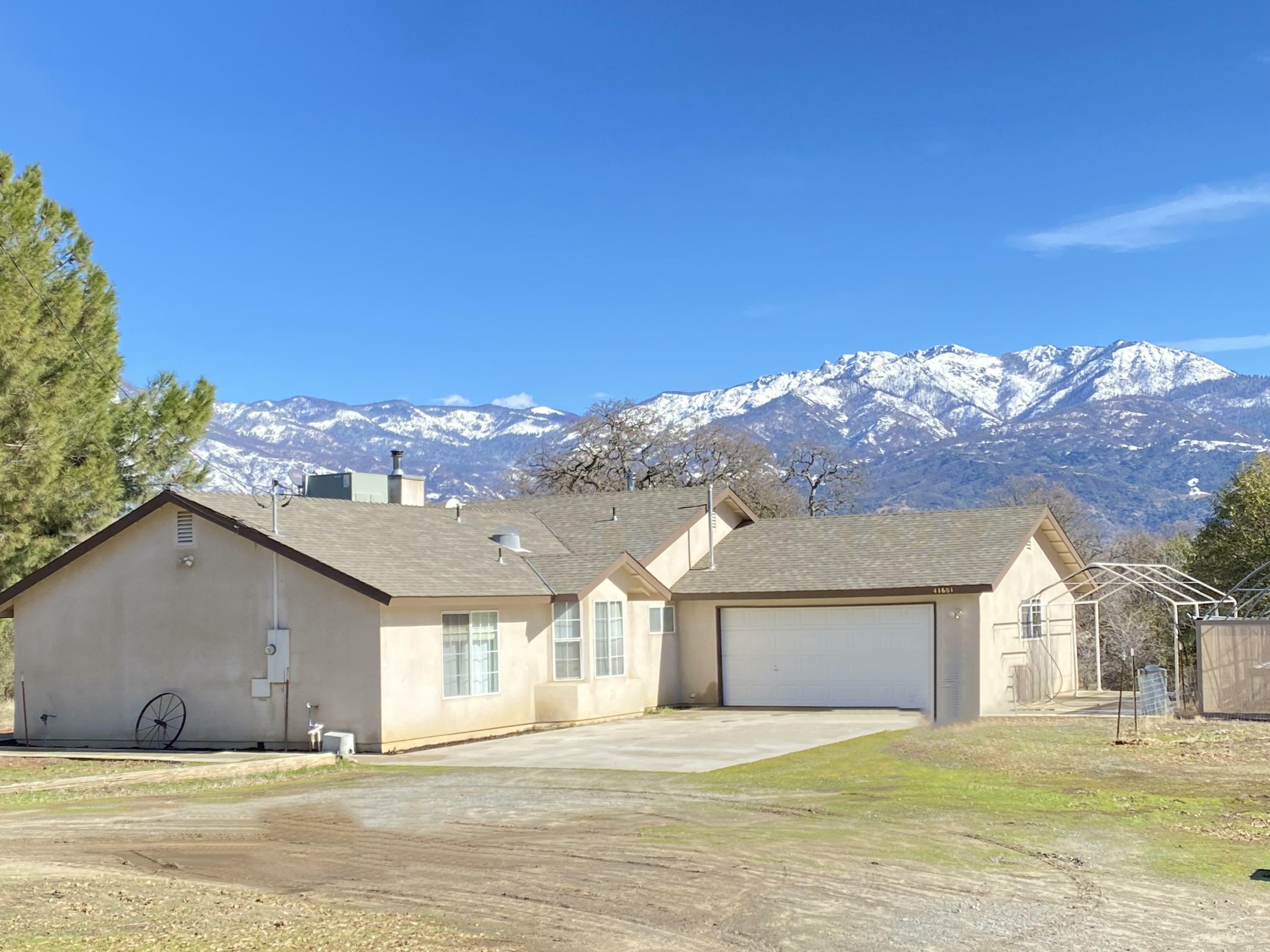 Property Photo:  41601 Yokohl Valley Drive  CA 93265 