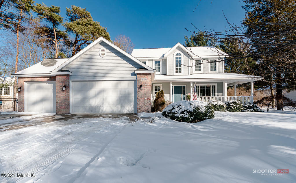 Property Photo: 13780 Lake Sedge Drive MI 49417