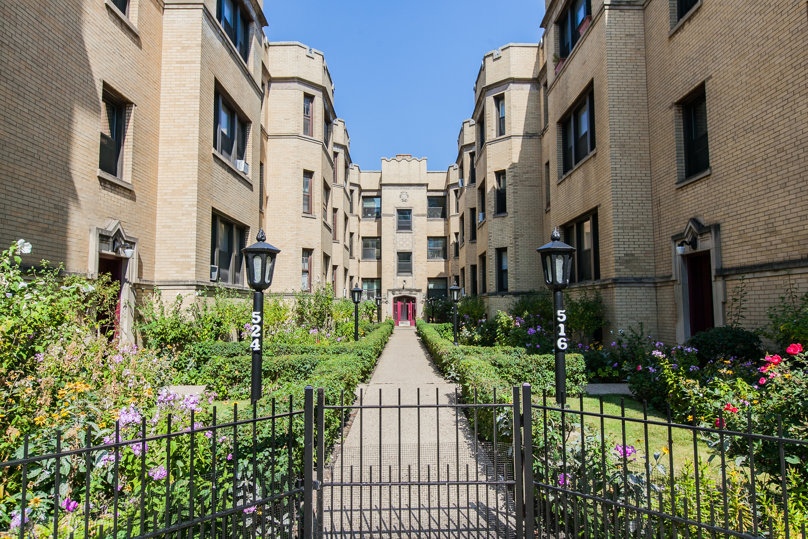 Property Photo:  524 W Diversey Parkway 3  IL 60614 