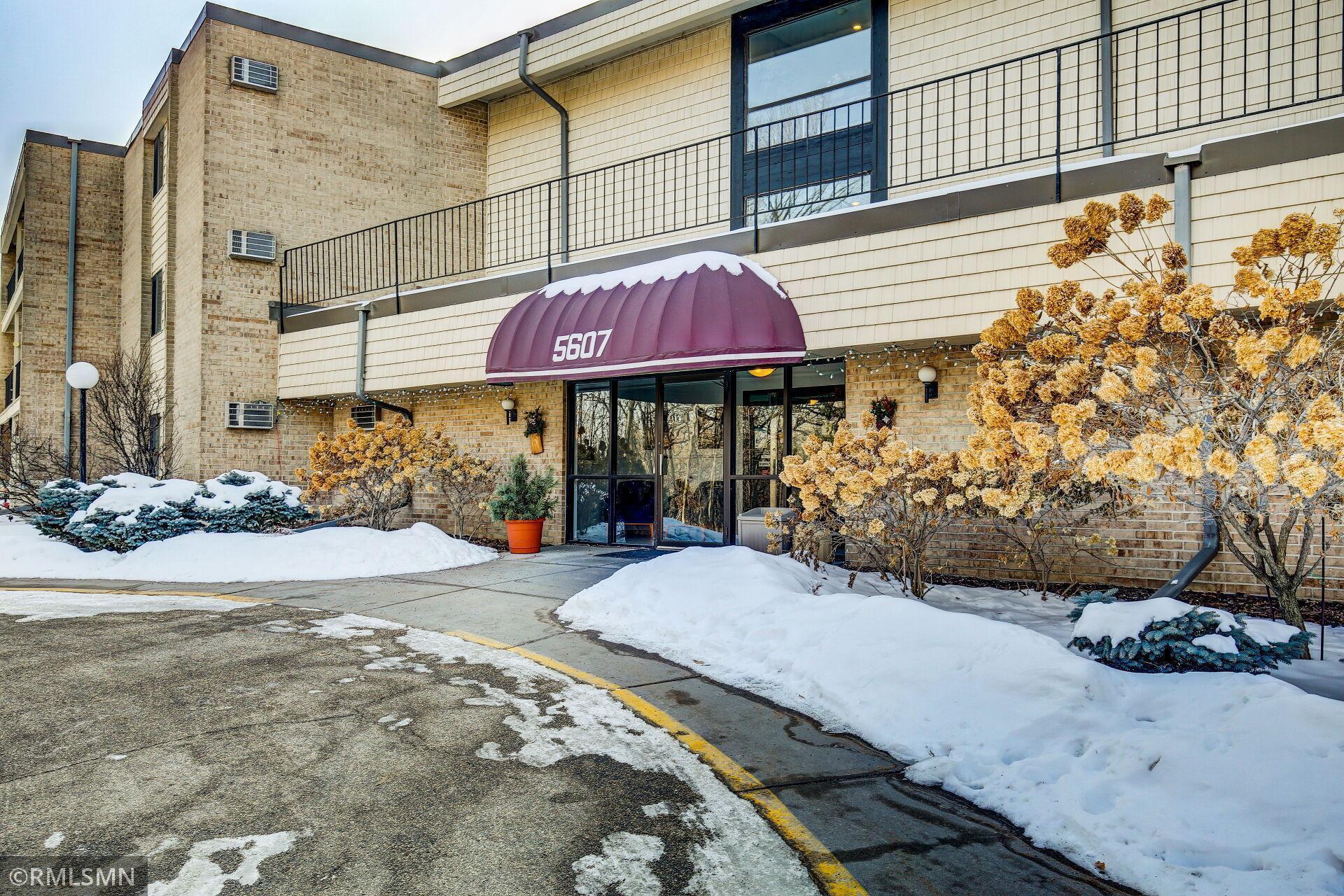 Property Photo: 5607 Green Circle Drive 116 MN 55343