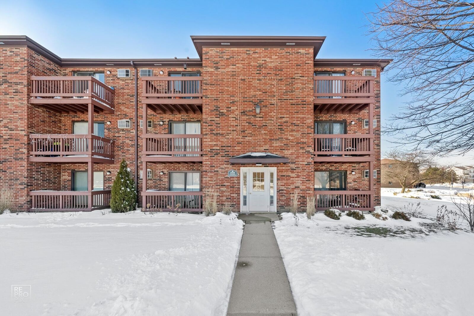 Property Photo:  1036 Spruce Street 3B  IL 60139 