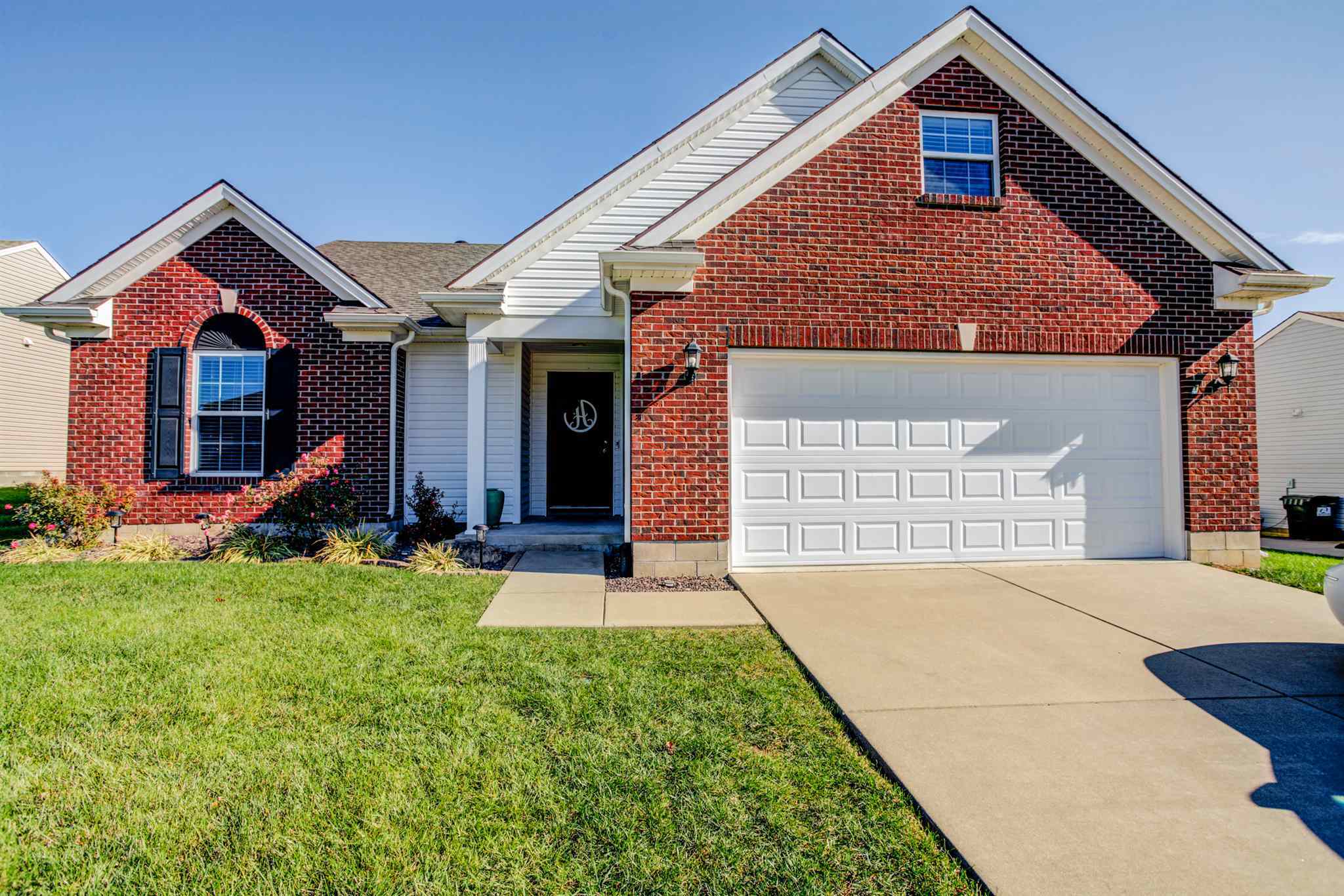 Property Photo: 3012 S Paradise Circle IN 47630