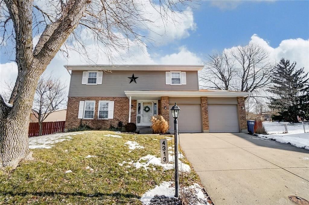 Property Photo: 4313 Pinecastle Court OH 45424