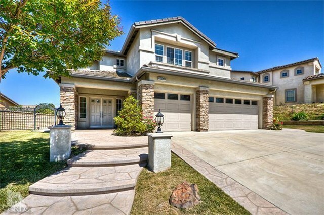 Property Photo:  1660 Sapphire Dragon Street  CA 91320 