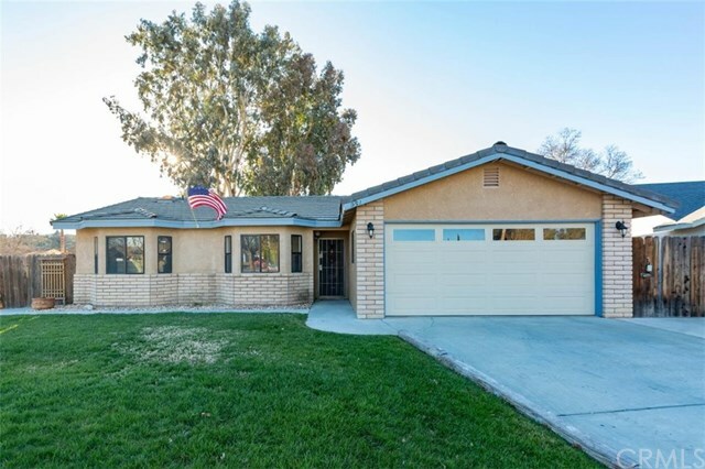 Property Photo:  951 Casper Court  CA 93446 