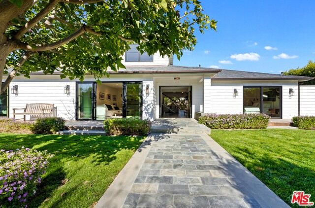 Property Photo: 28929 Grayfox St CA 90265