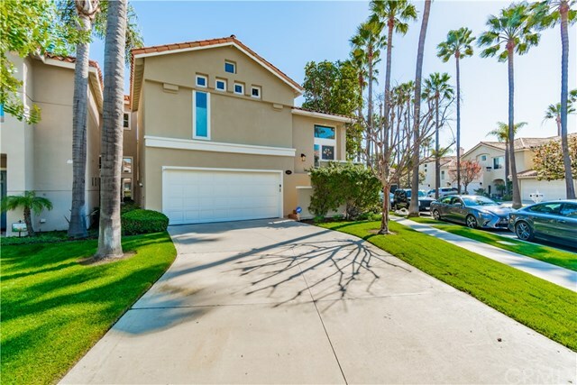 Property Photo: 310 Blue Cavern CA 90803