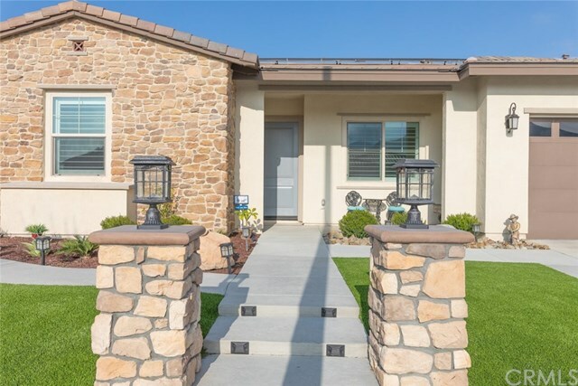 Property Photo:  11638 Oakton Way  CA 92883 