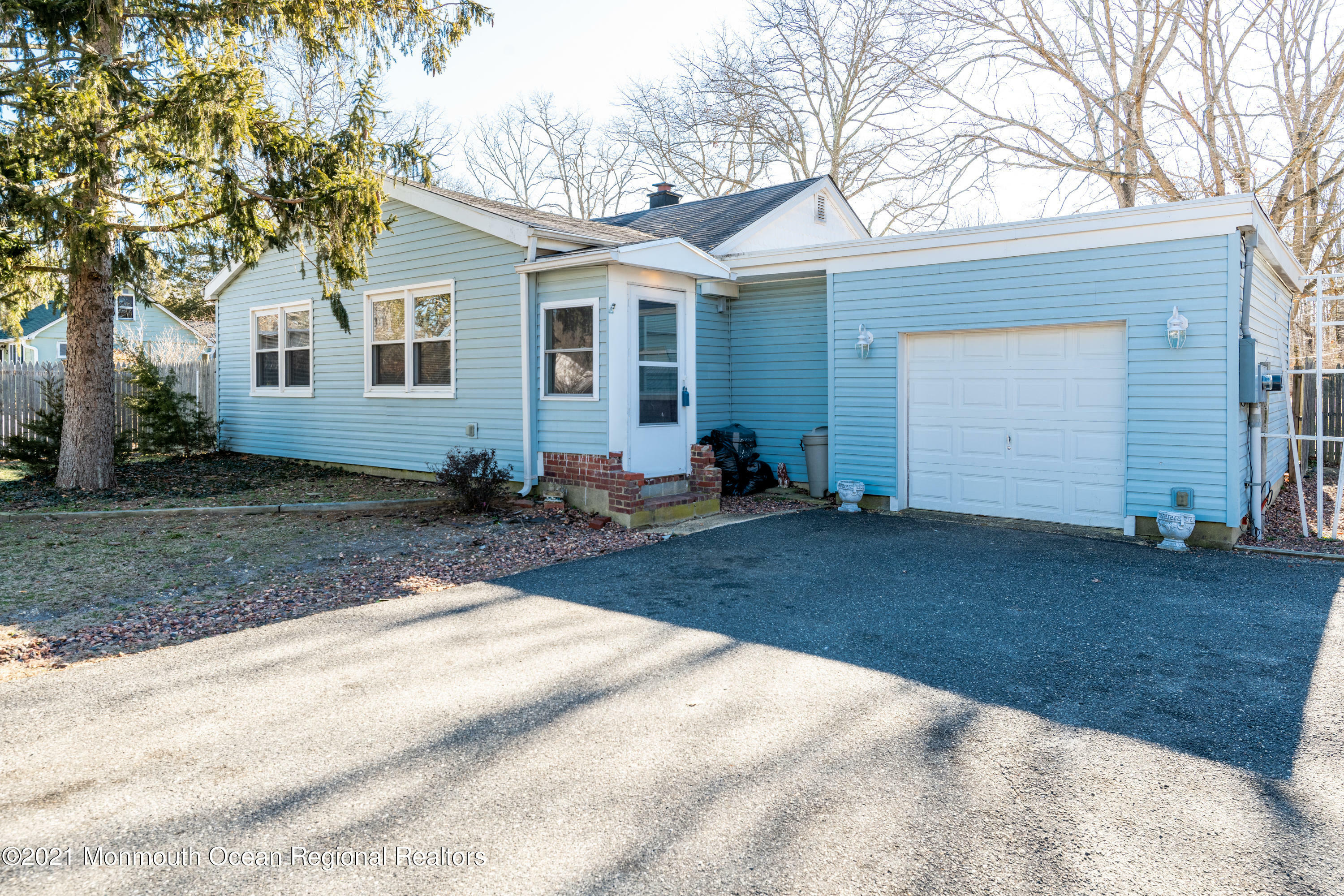 Property Photo:  21 Ermack Street  NJ 07731 