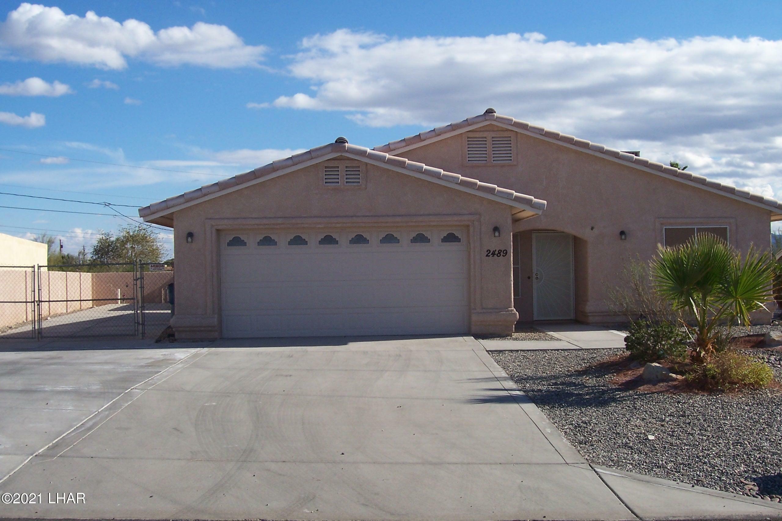 Property Photo:  2489 Venturer Ln  AZ 86403 