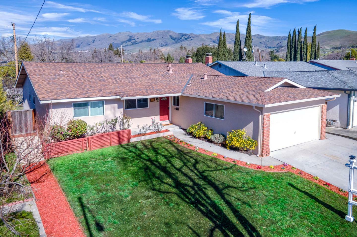 Property Photo: 1511 Yosemite Drive CA 95035