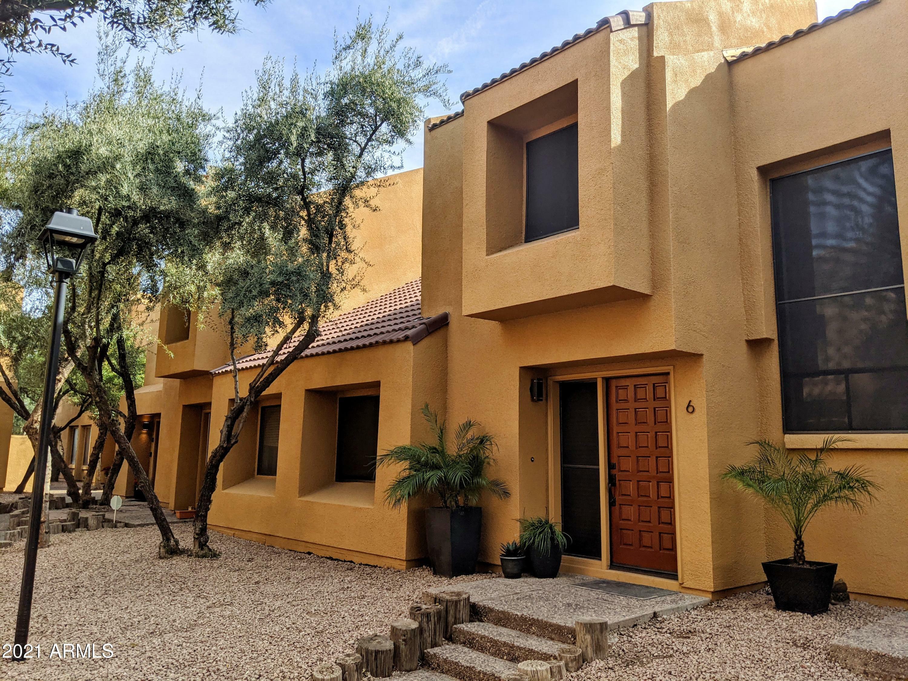 Property Photo:  6 E La Diosa Drive  AZ 85282 