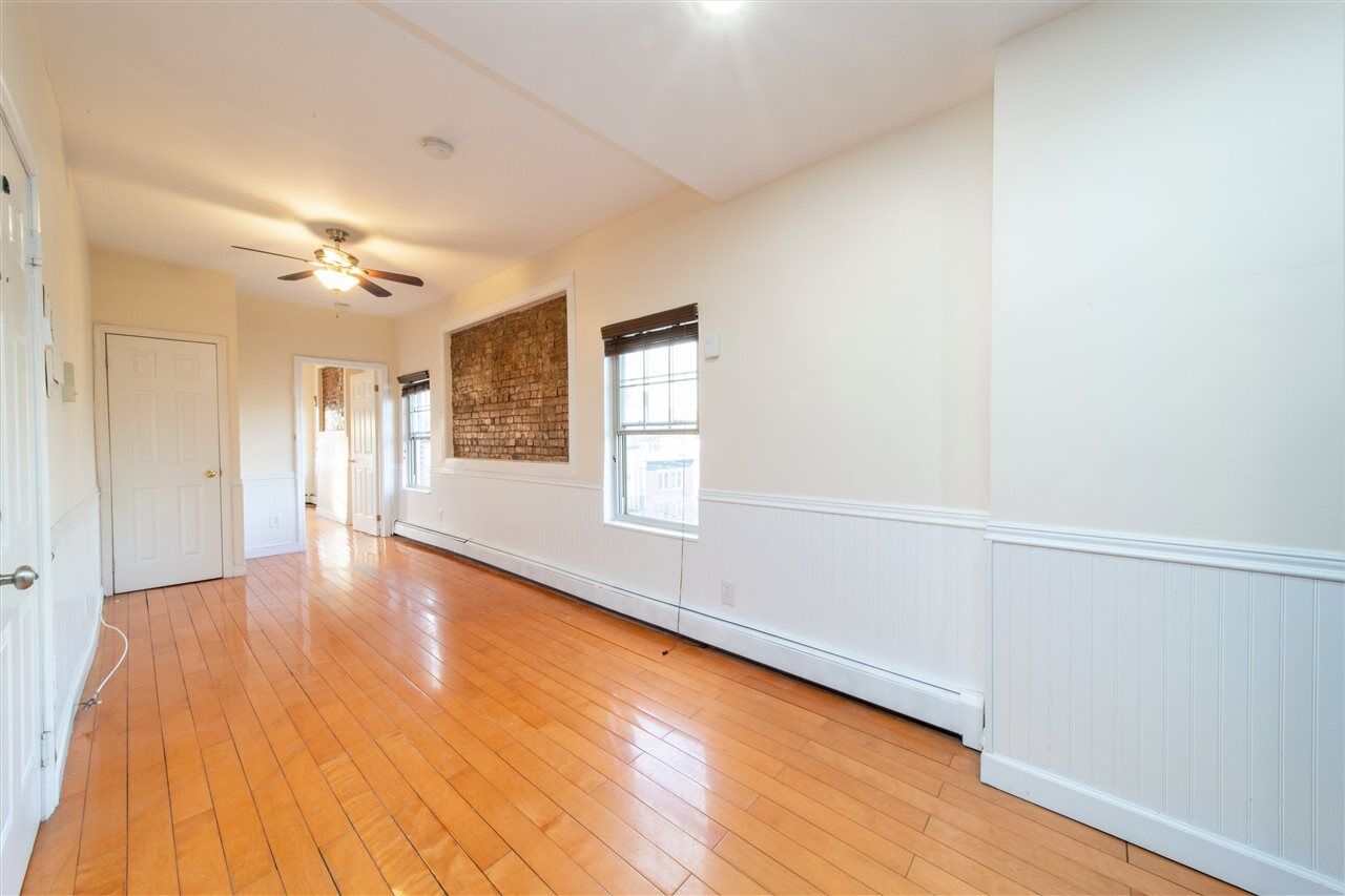 Property Photo:  118 Brunswick St 4L  NJ 07302 