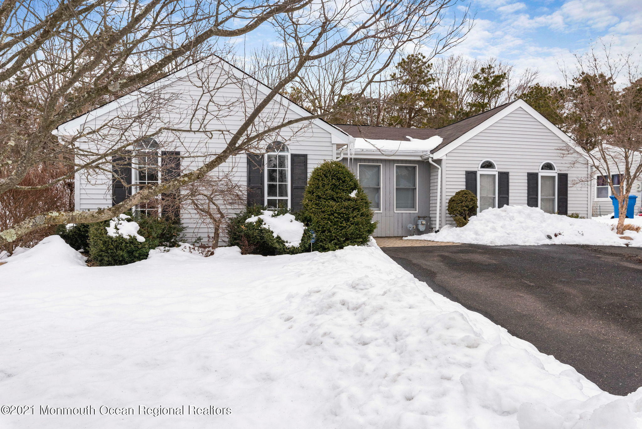 Property Photo:  21 Pilgrim Avenue  NJ 07753 