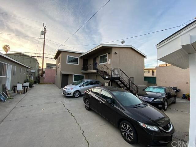 Property Photo: 43 Belmont Avenue CA 90803