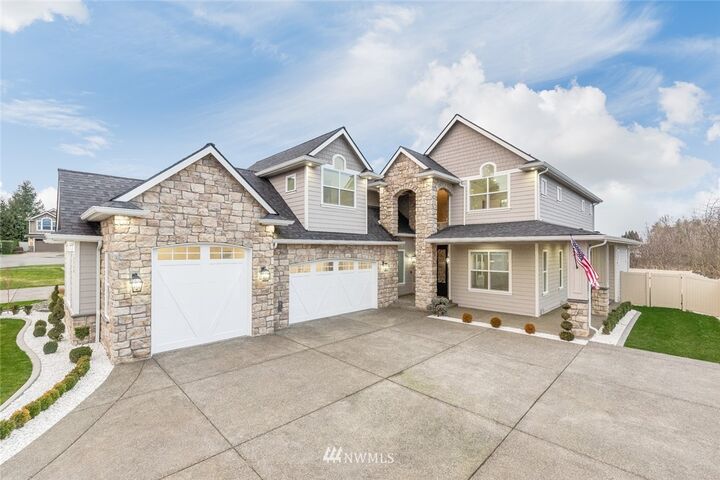 Property Photo:  2214  Nevada Court  WA 98354 