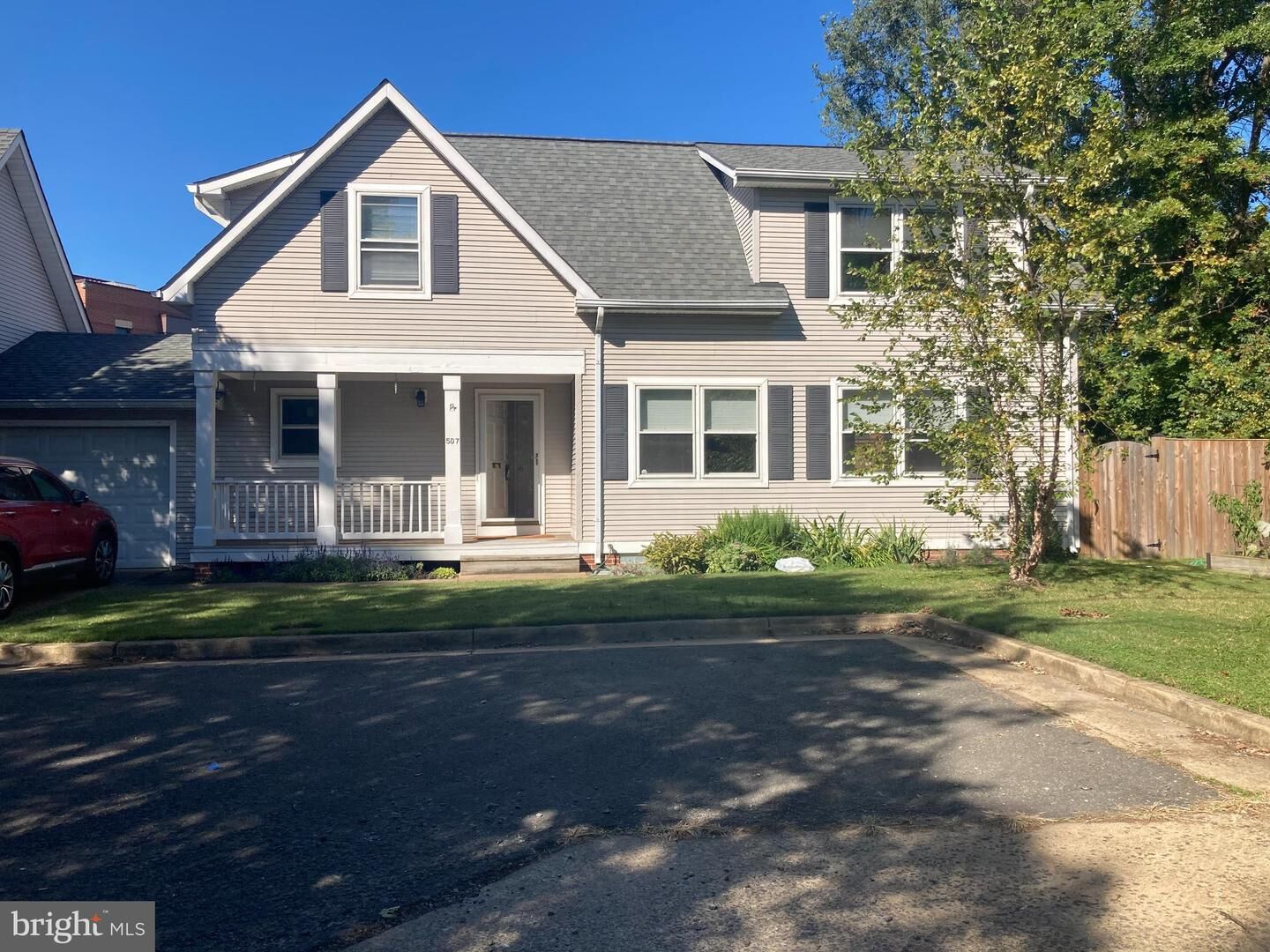 Property Photo: 507 Mount Vernon VA 22301