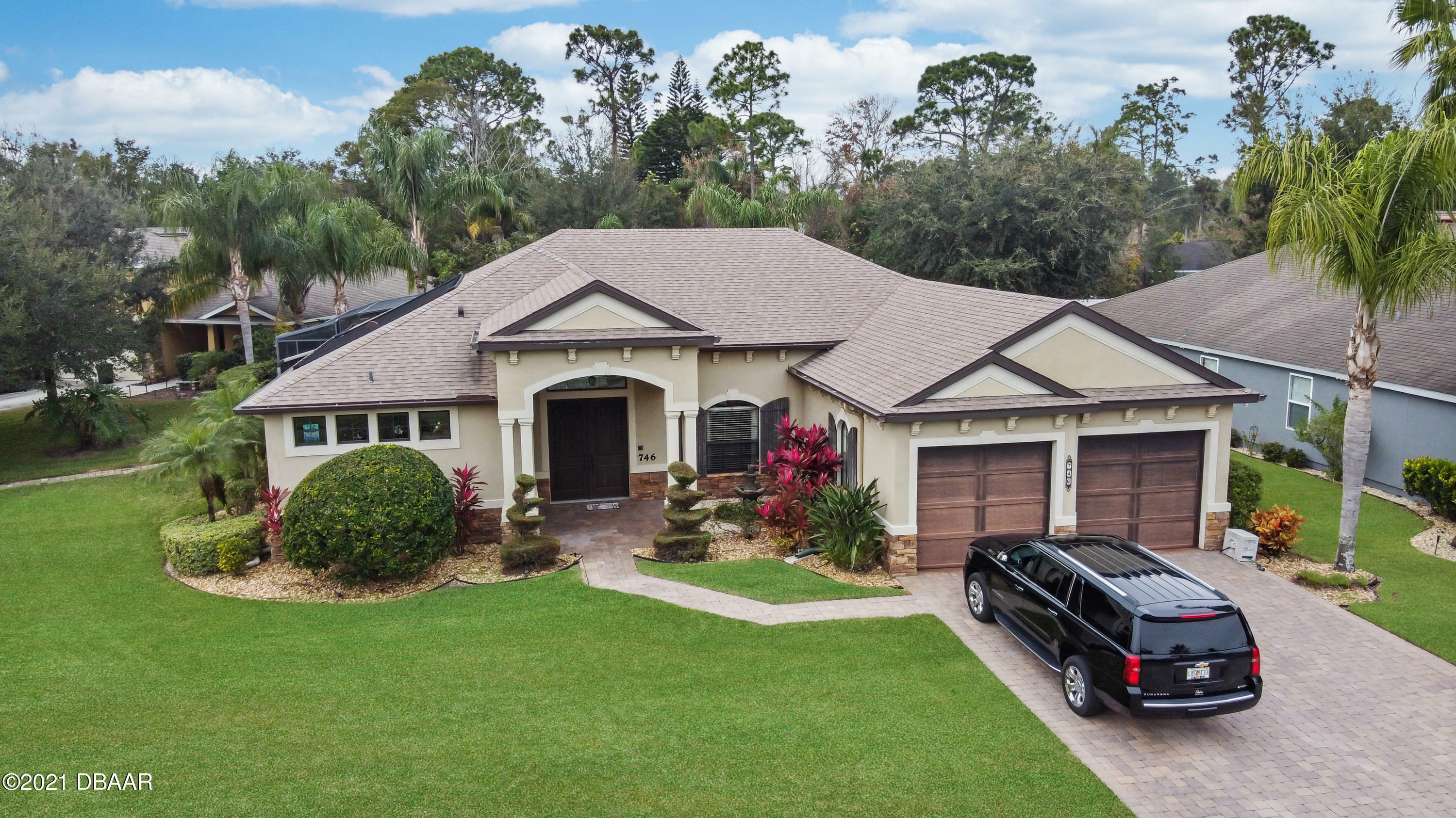 Property Photo: 746 Grape Ivy Lane FL 32168