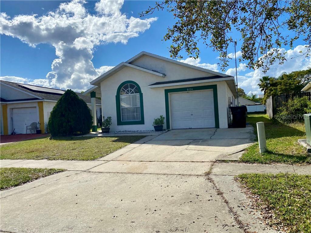 Property Photo:  9774 Red Clover Avenue  FL 32824 