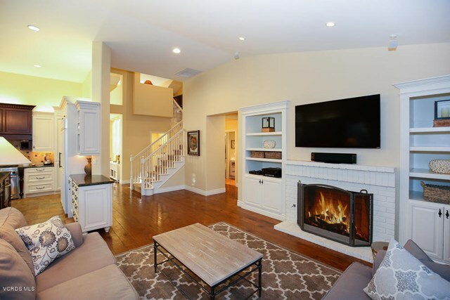 Property Photo:  2556 Autumn Ridge Drive  CA 91362 