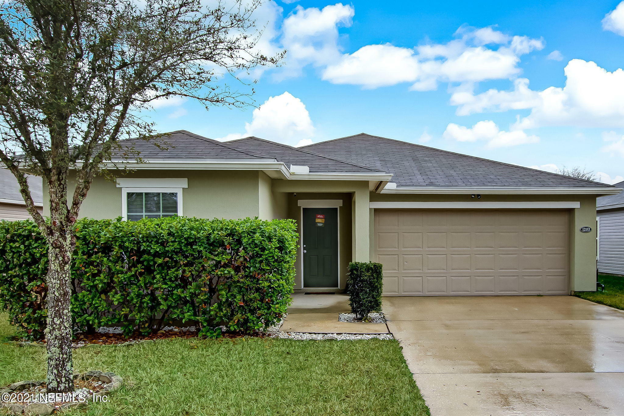 Property Photo:  12153 Alexandra Drive  FL 32218 