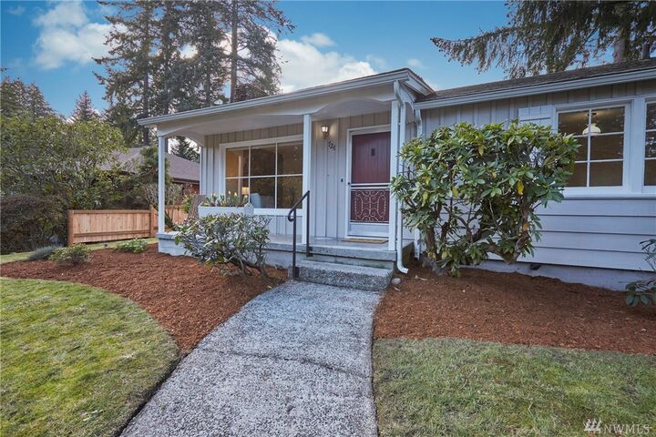 726 San Juan Ave  Fircrest WA 98466 photo