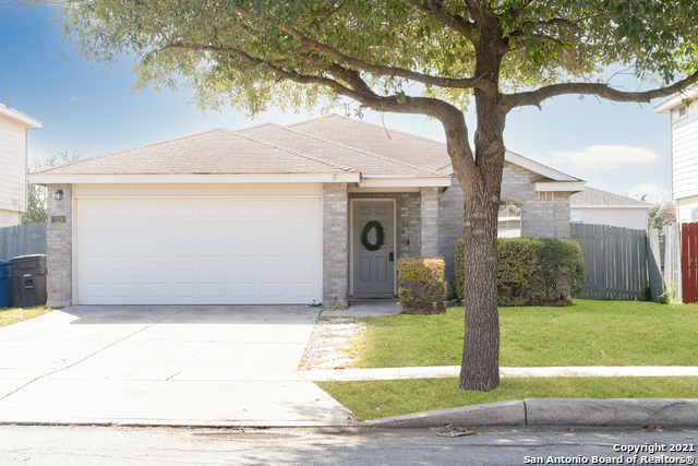 Property Photo: 335 English Saddle TX 78227
