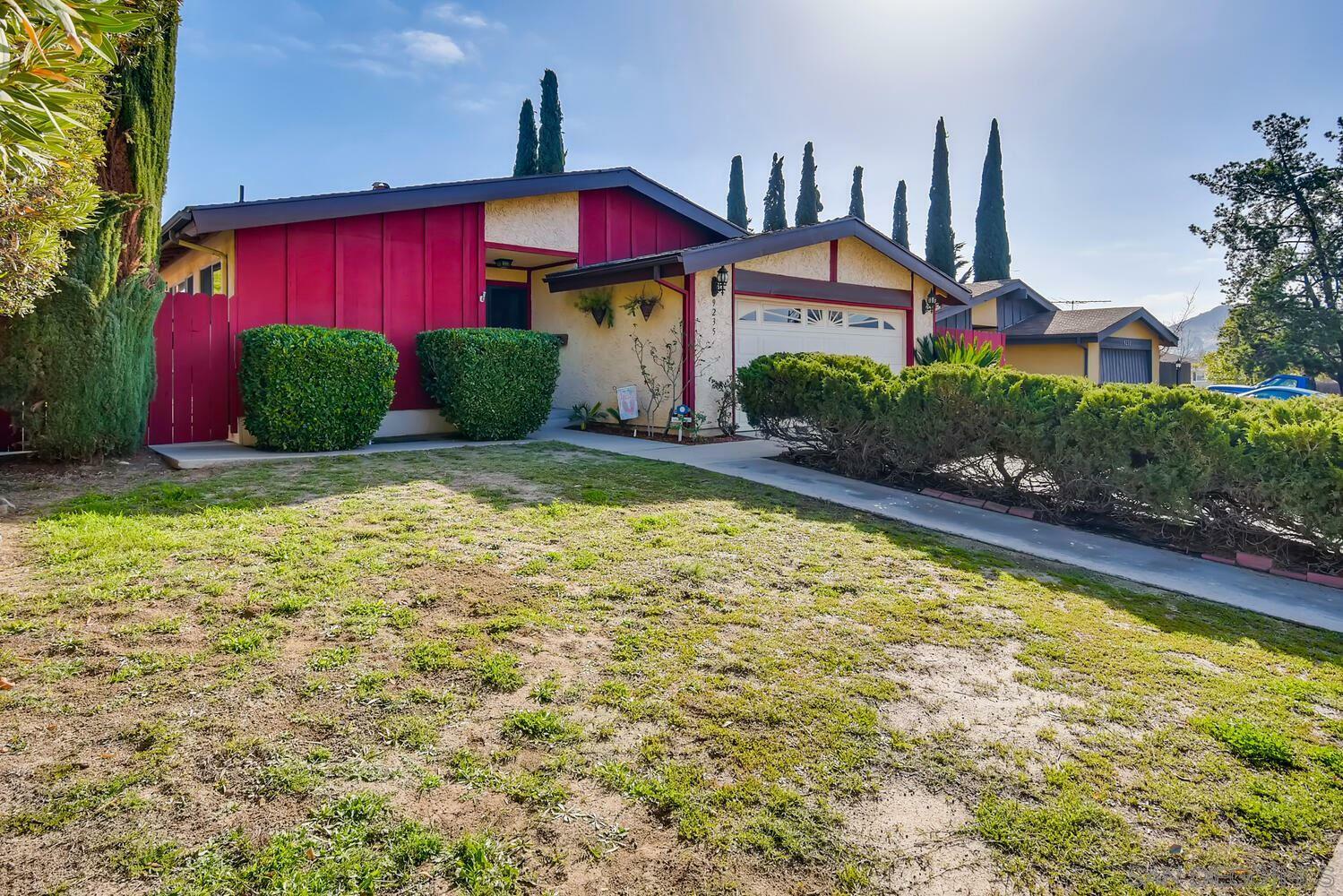 Property Photo:  9235 Pine Valley Dr  CA 92071 