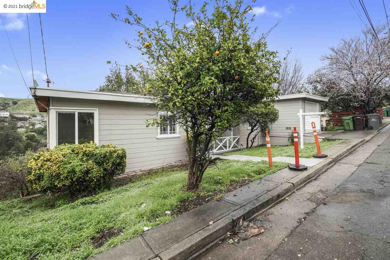 Property Photo:  8612 Seneca St  CA 94605 