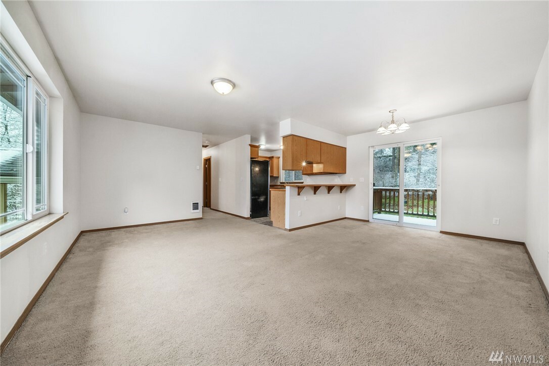 Property Photo: 5801 257th St E WA 98338