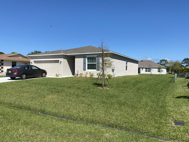 1641 SW Victor Lane  Port Saint Lucie FL 34984 photo