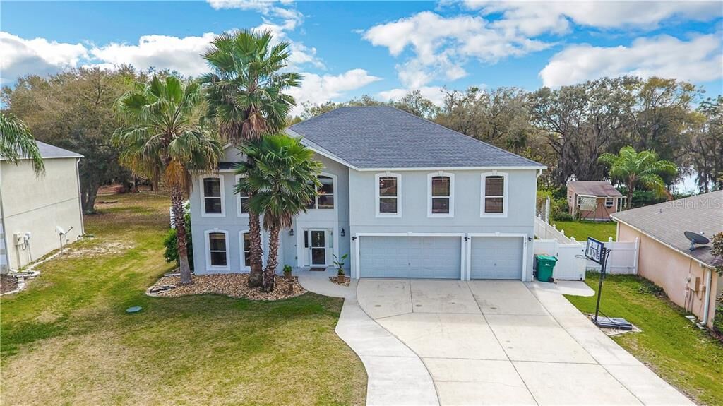 Property Photo: 1105 Myrtle Lake View Drive FL 34731