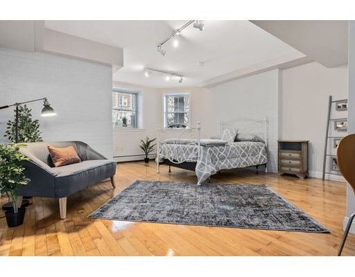 Property Photo: 4 Arlington Street 10 MA 02140