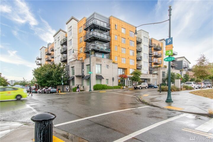 Property Photo: 15100 6th Ave SW 724 WA 98166