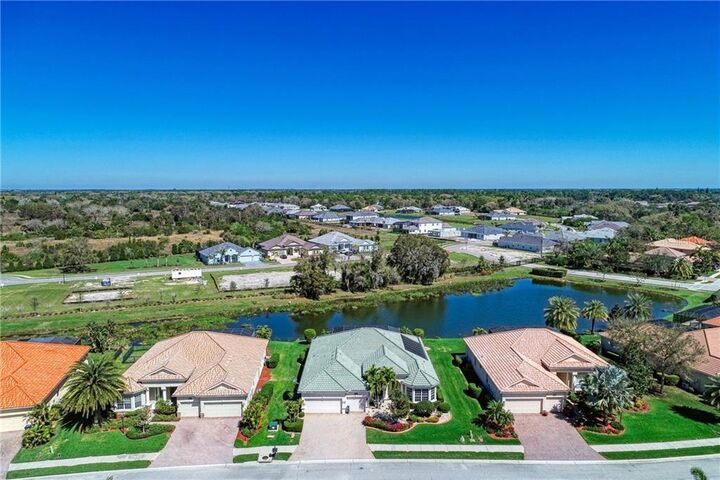 Property Photo: 5550 Rock Dove Drive FL 34241