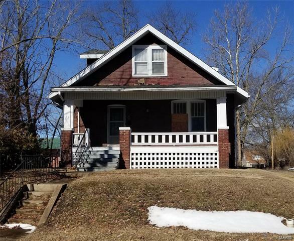 Property Photo: 23 North 16th Street 62220