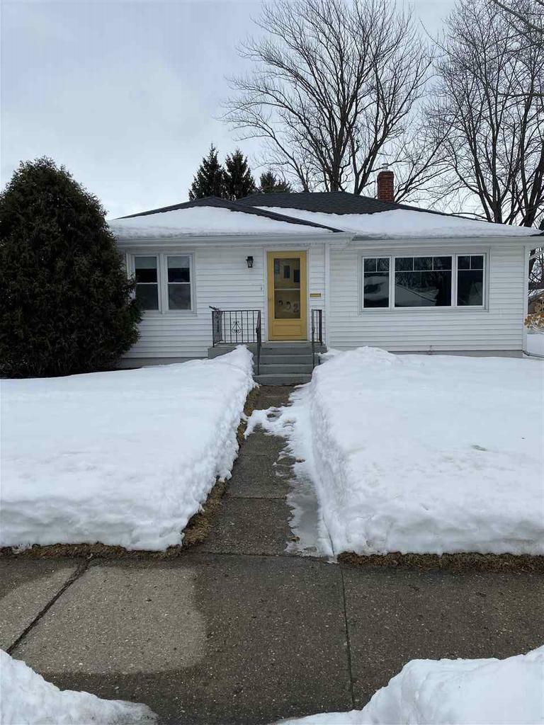 Property Photo:  602 North Ringold St  WI 53545 