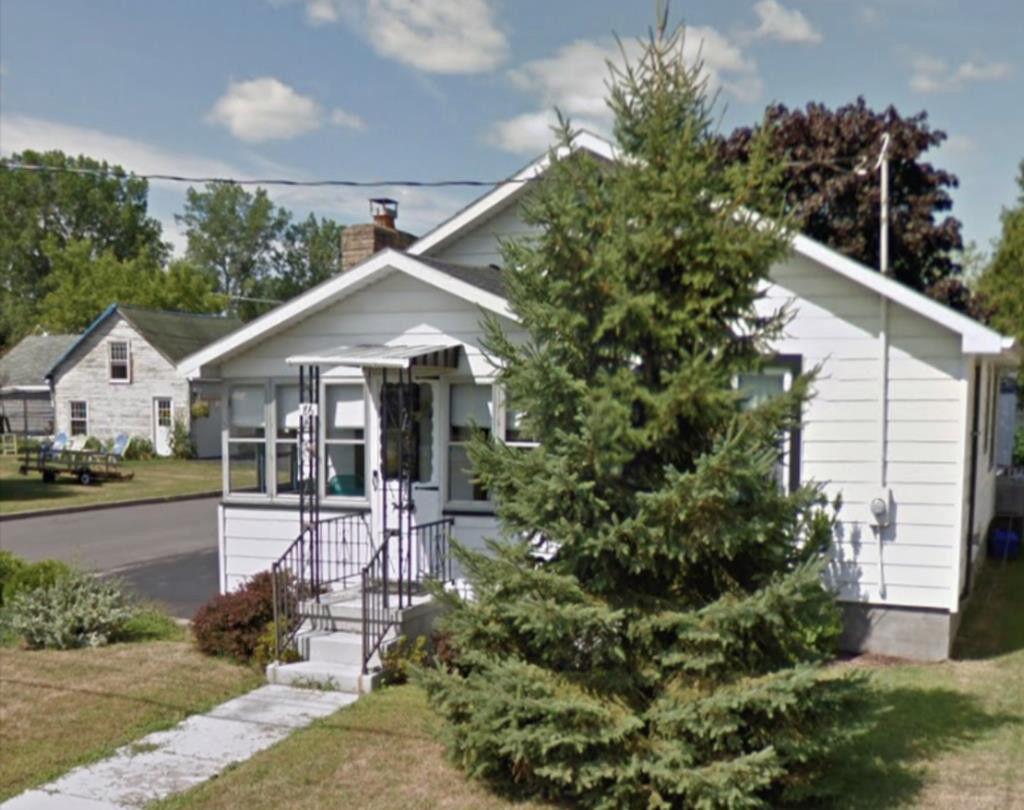 Property Photo:  86 Waterhouse Street  NY 12901 