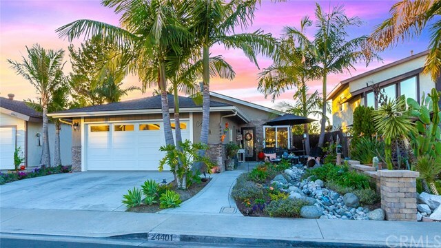 Property Photo: 24401 Ardisa CA 92692