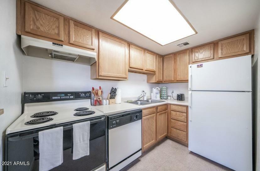 Property Photo:  700 W University Drive 112  AZ 85281 