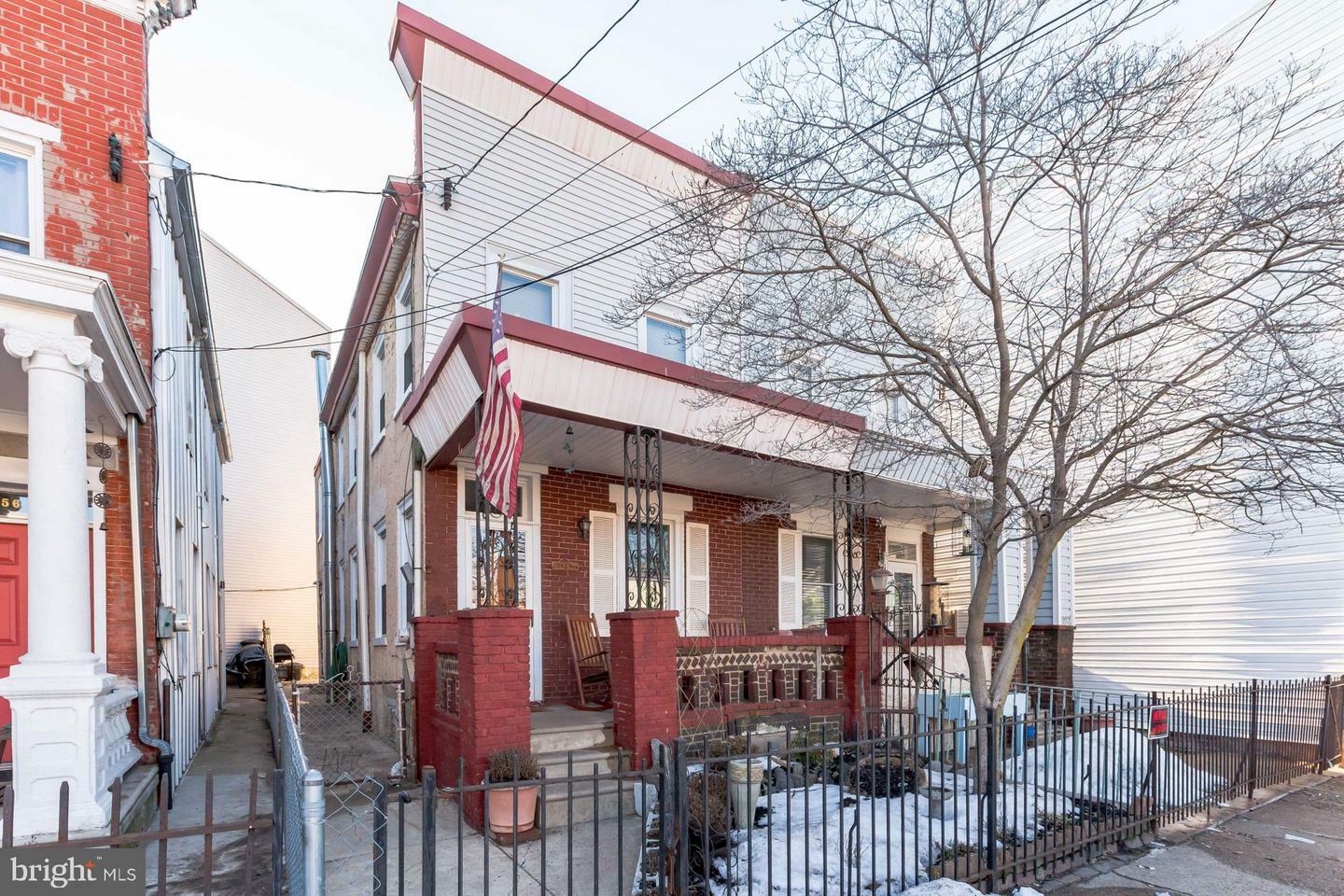 Property Photo:  2154 E York Street  PA 19125 