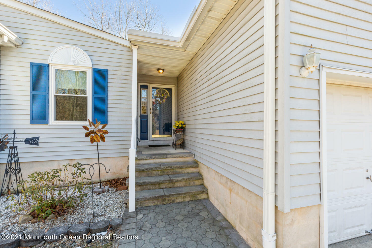 Property Photo:  3 Harvard West Drive  NJ 08527 