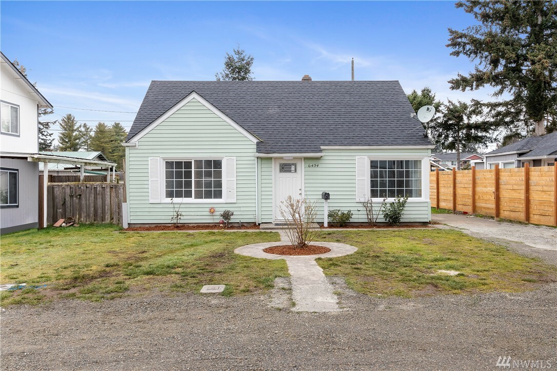 Property Photo:  6434 S Orchard St  WA 98467 