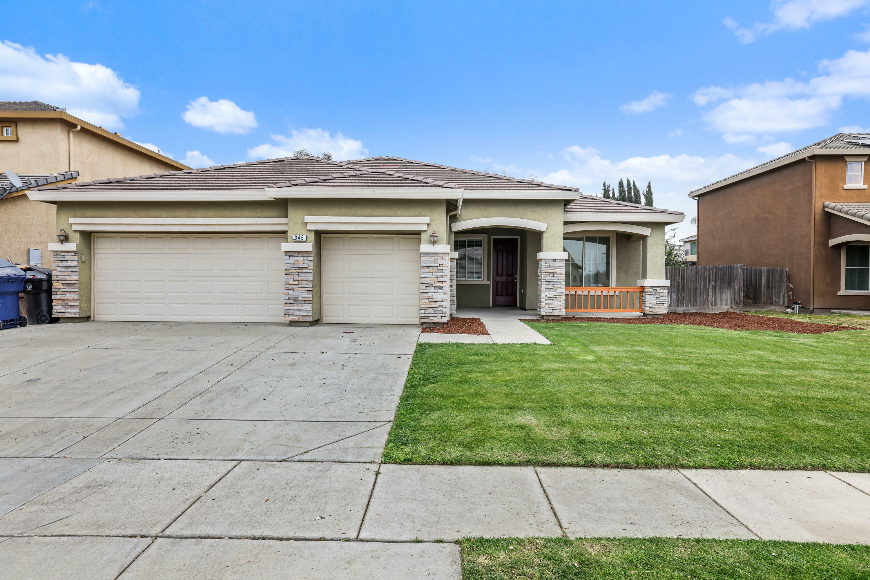 346 Martin Street  Tulare CA 93274 photo