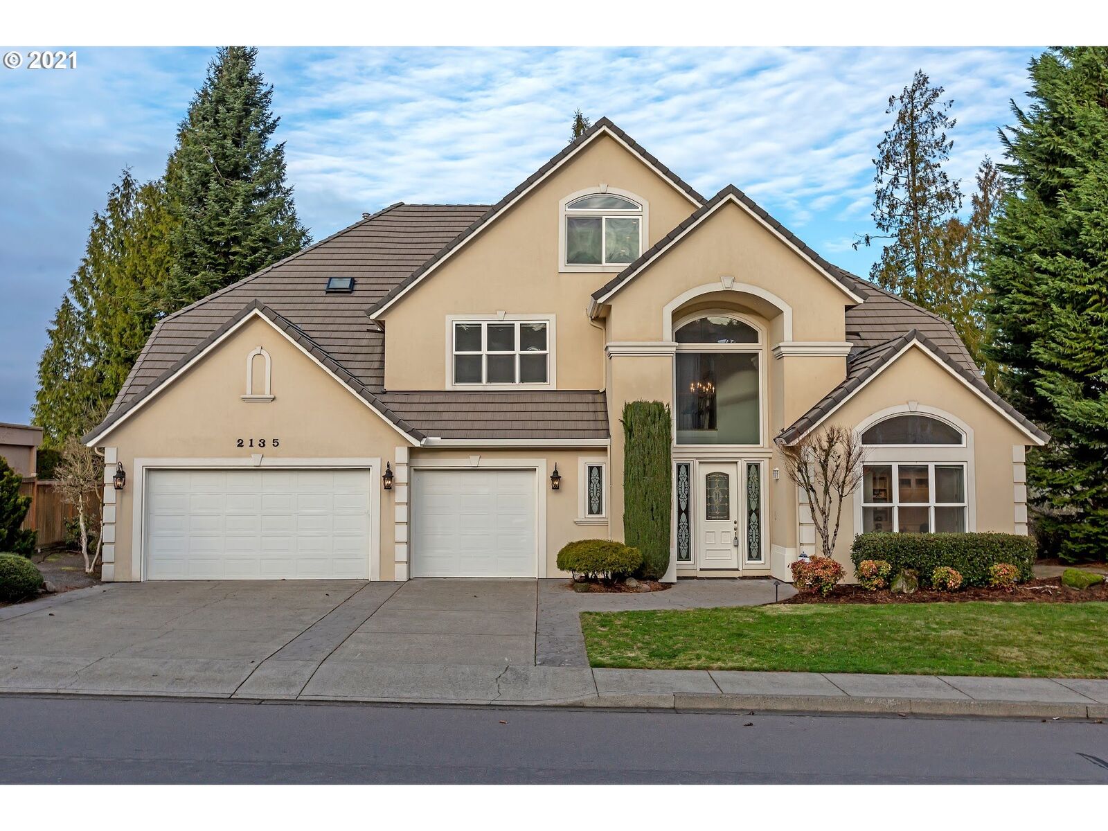 Property Photo:  2135 NW Lacamas Dr  WA 98607 