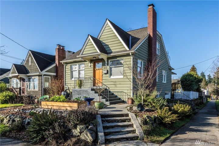 6755 17th Ave NW  Seattle WA 98117 photo