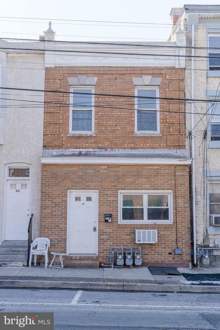 Property Photo:  62 E 4th Street Apt 1  PA 19405 