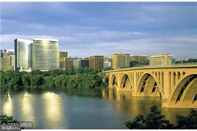 Property Photo:  1111 19th Street N 2406  VA 22209 
