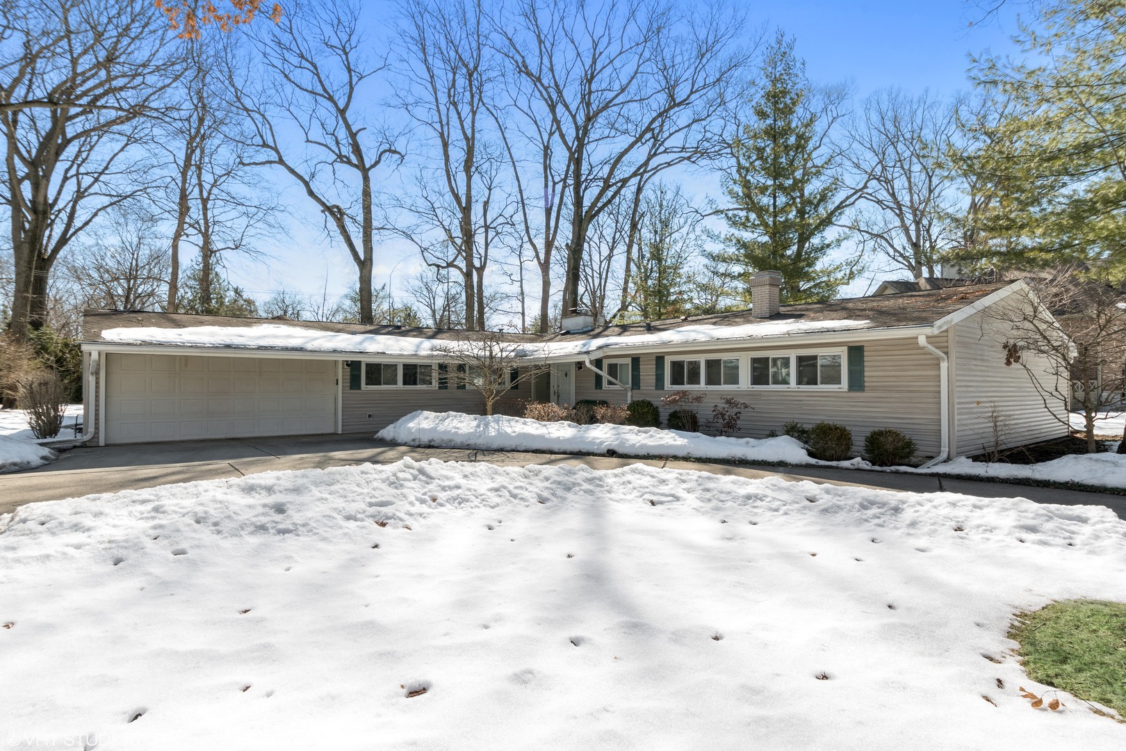 Property Photo:  29 Cumberland Drive  IL 60069 