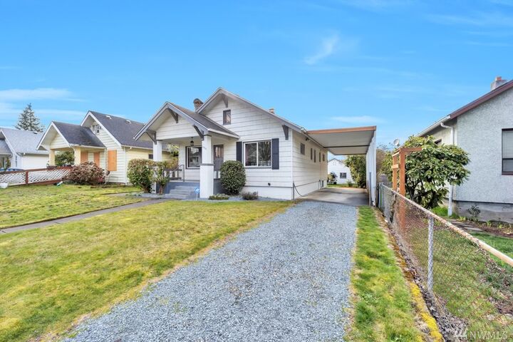 Property Photo:  4054 S Bell St  WA 98418 